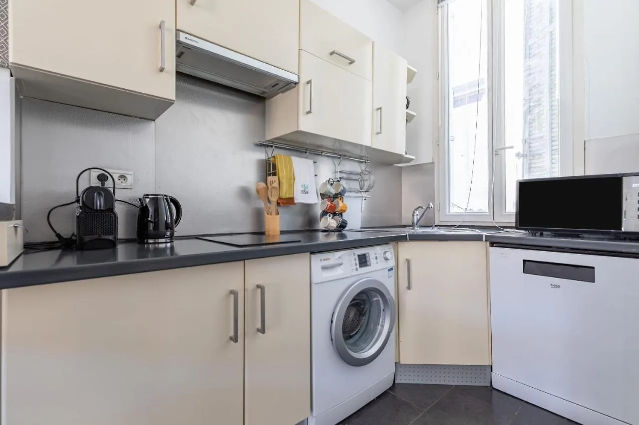 Charming Apartment In The Center Of Канны 0*,  Франция